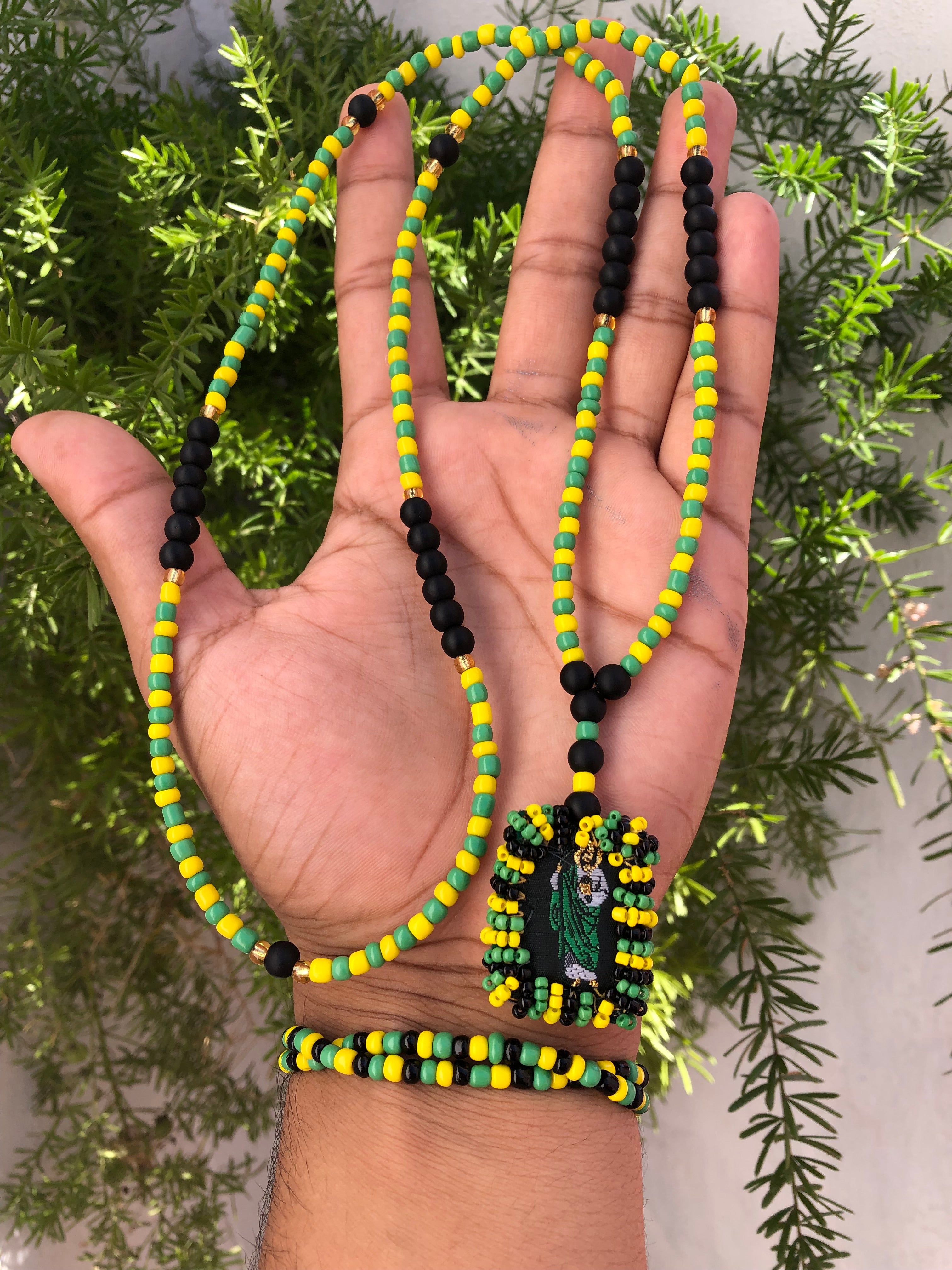 Rosarios con escapulario (Verde y amarillo)